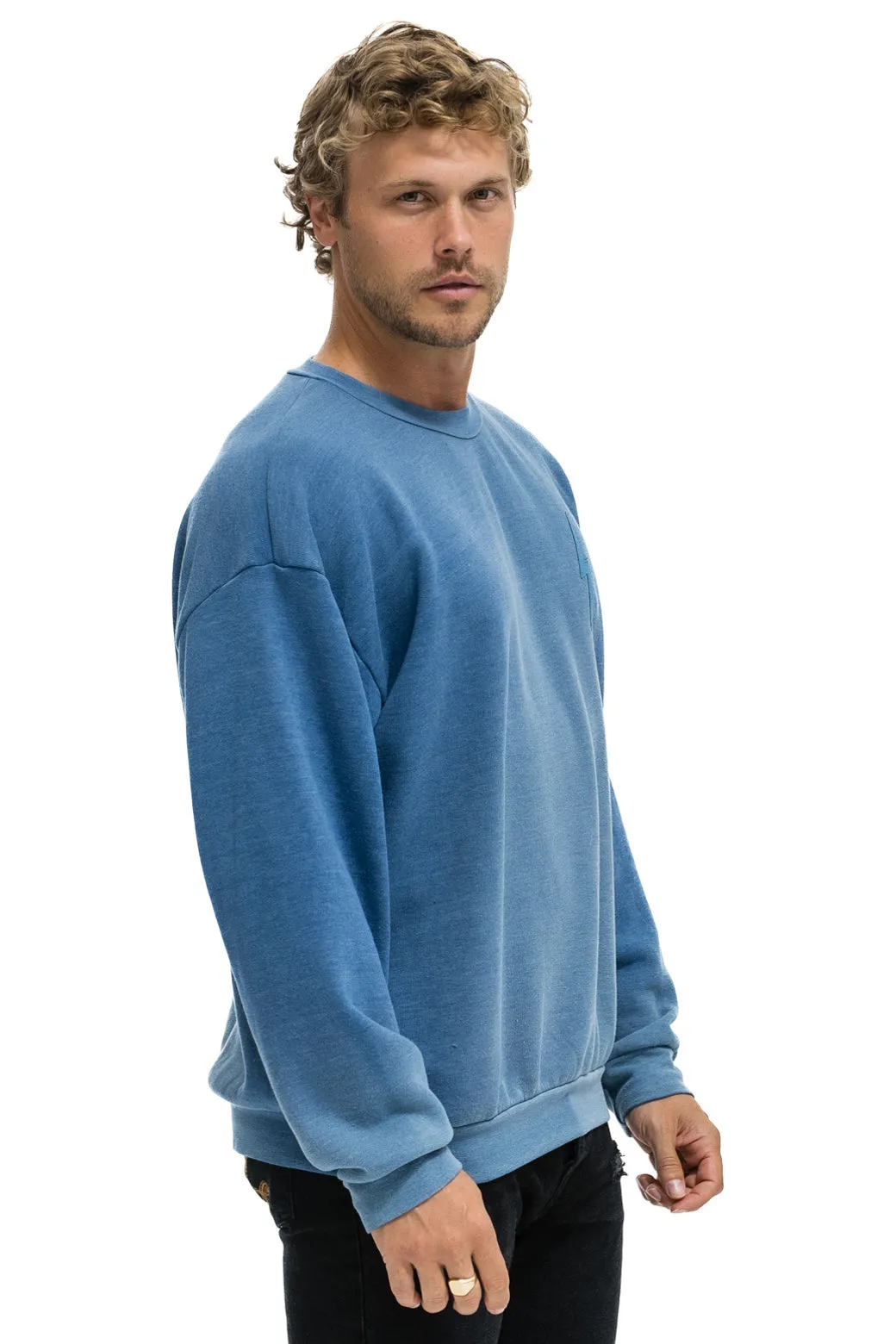 BOLT STITCH 2 RELAXED CREW SWEATSHIRT - FADED WATER