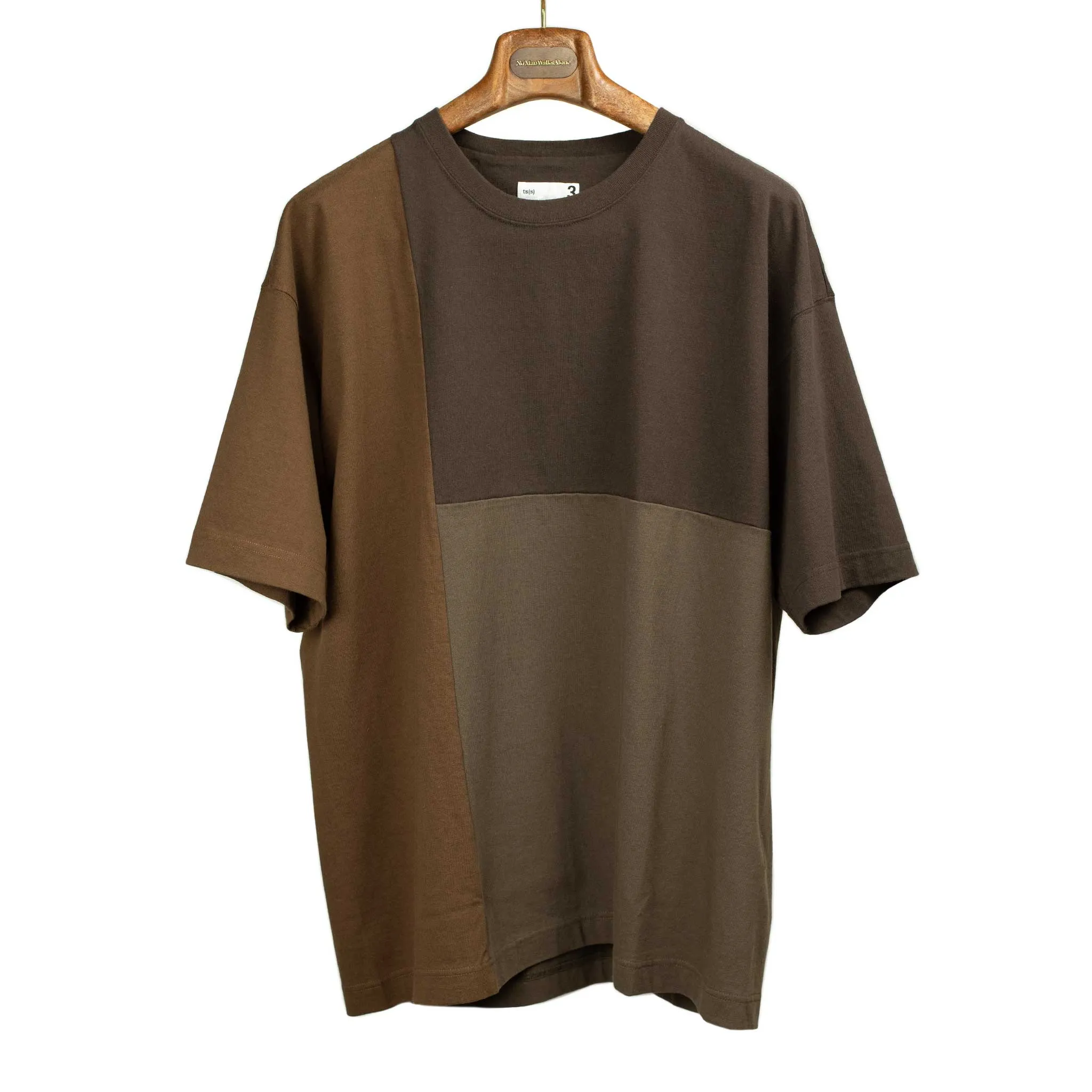 Color paneled relaxed fit tee in shades of brown