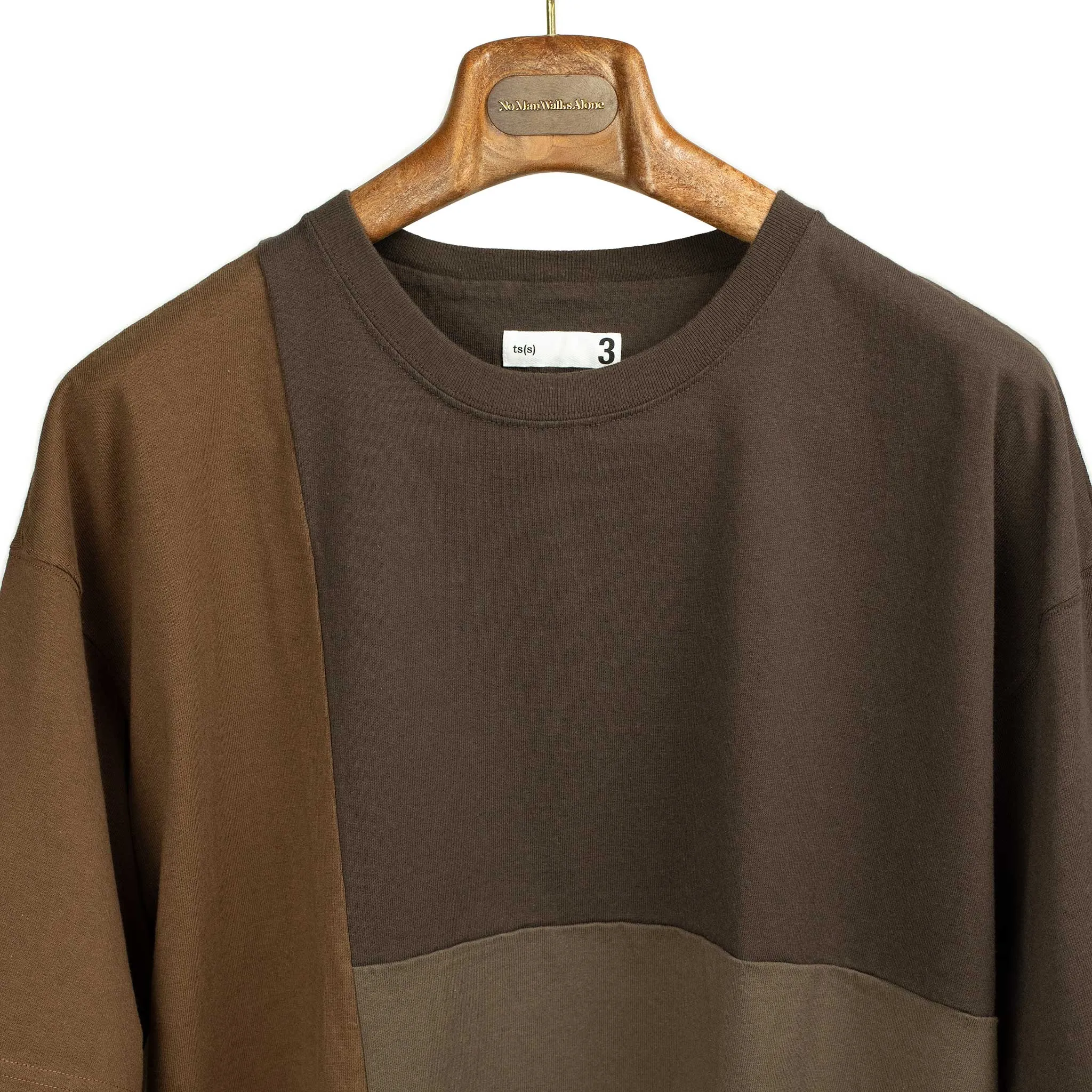 Color paneled relaxed fit tee in shades of brown