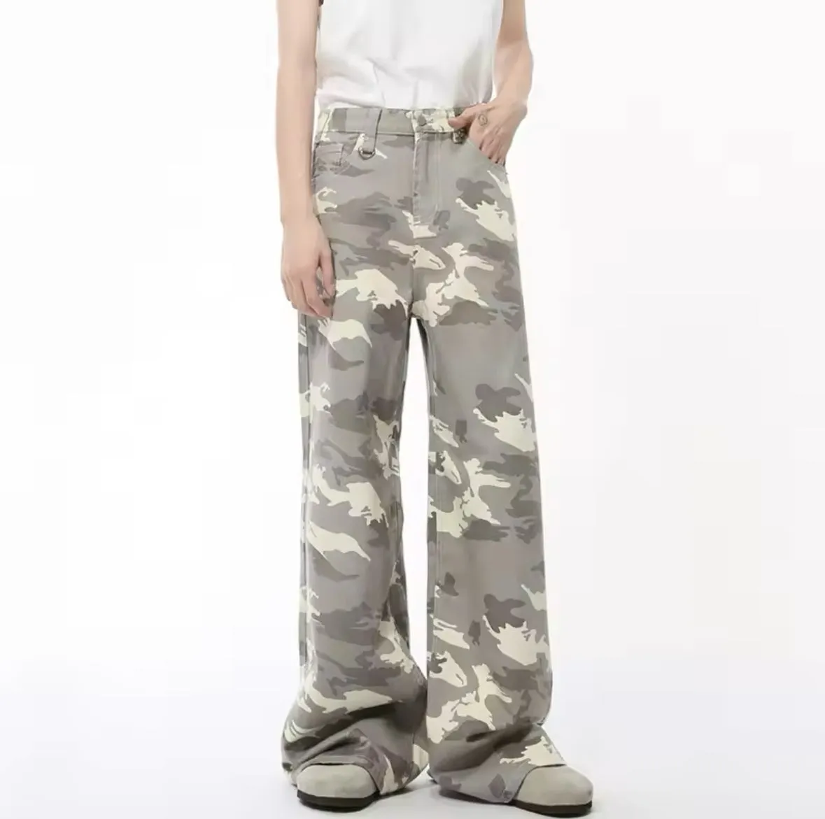 Light Camo Baggy Jeans