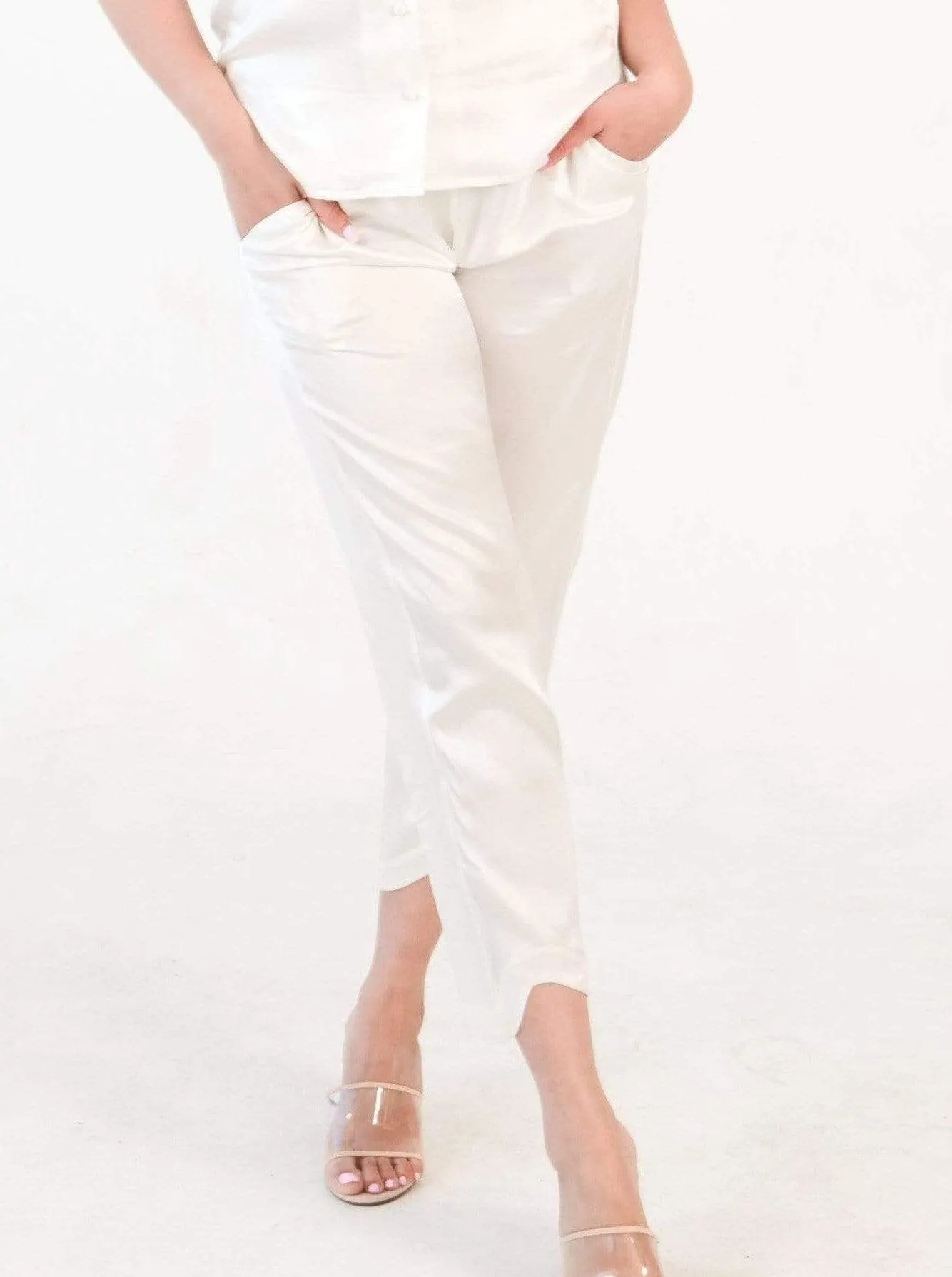 Midtown Cropped Pants · Light Champagne