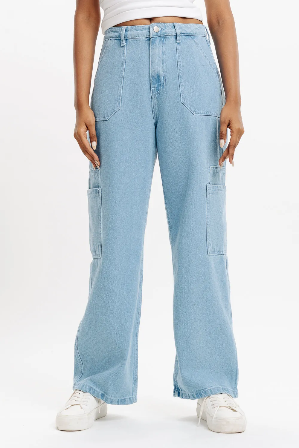 Patch Pocket Washed Straight Jeans