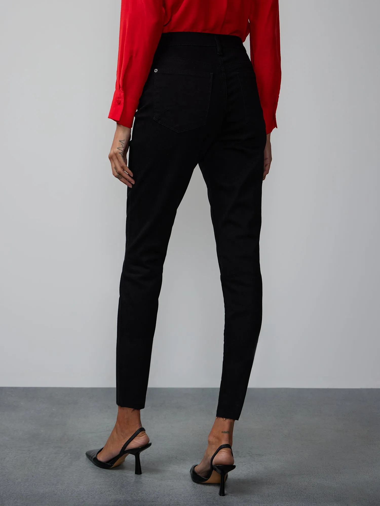 Petite Curvy High Rise Skinny Jeans