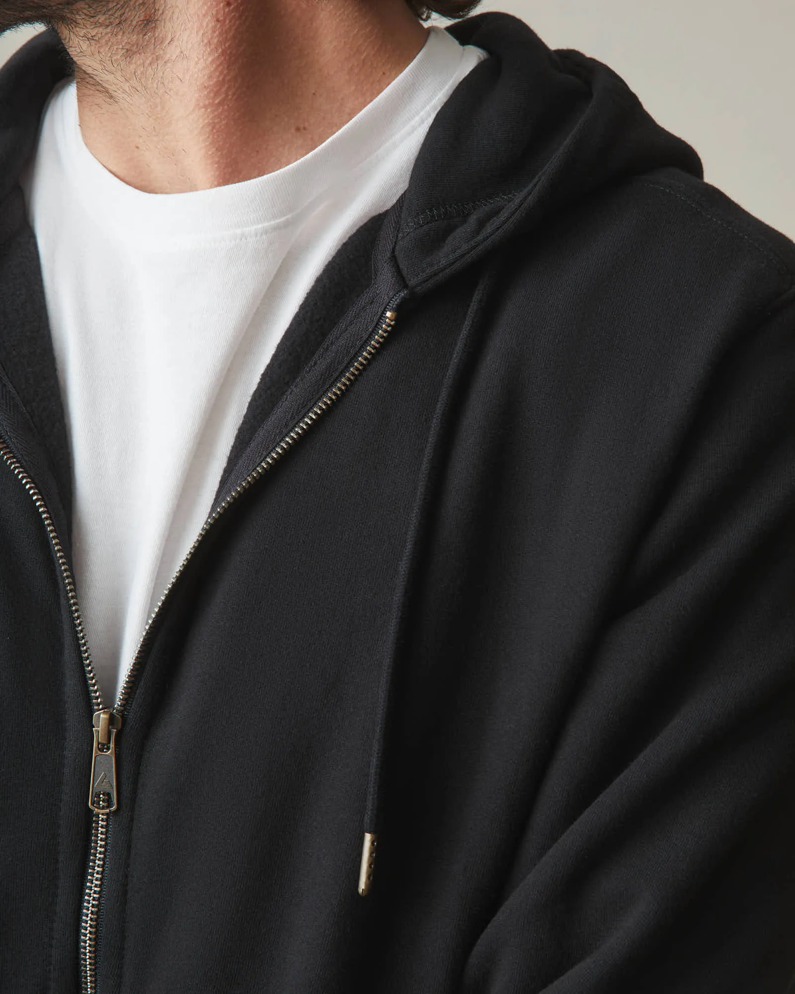 Relaxed Classic Full Zip - Black