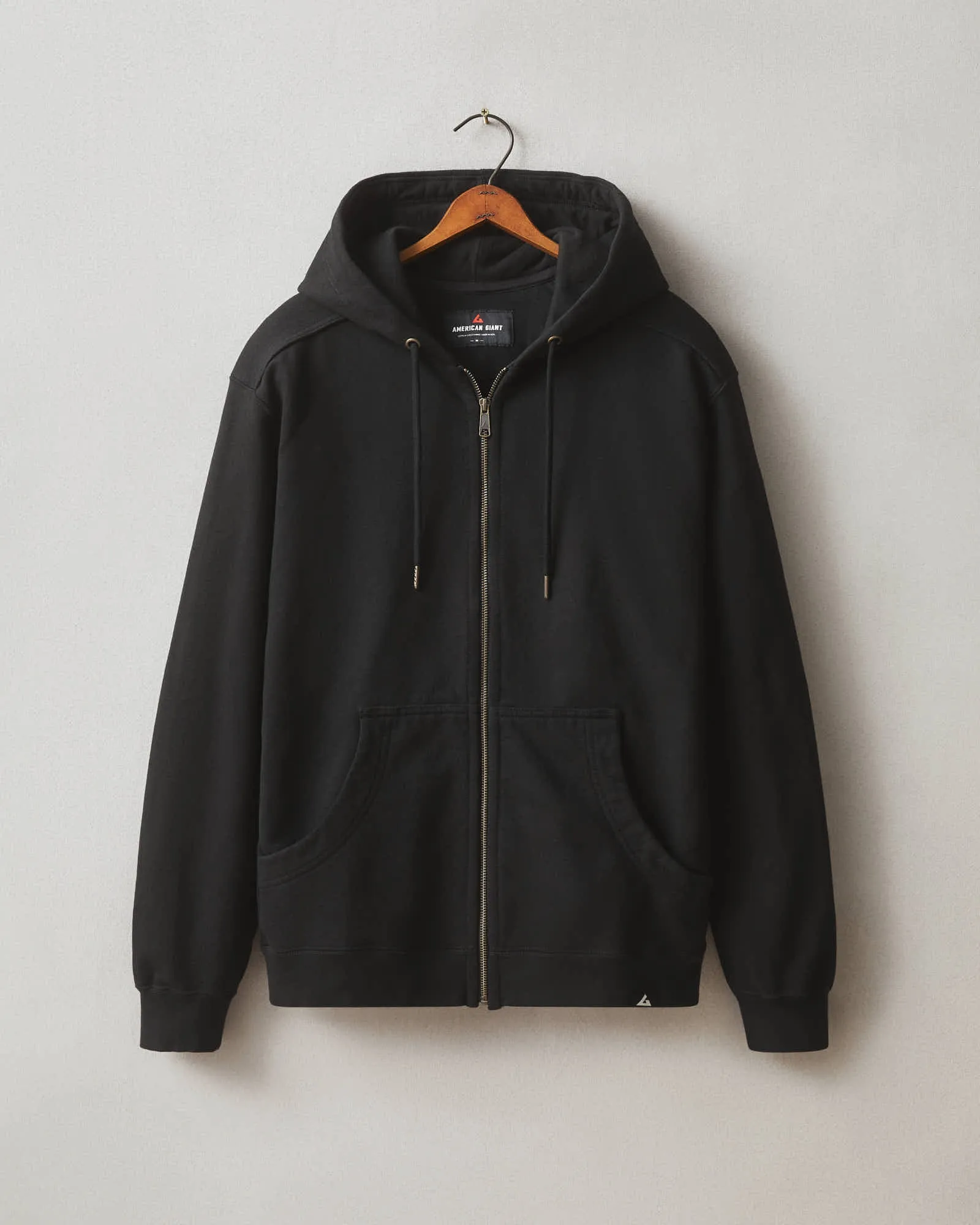 Relaxed Classic Full Zip - Black