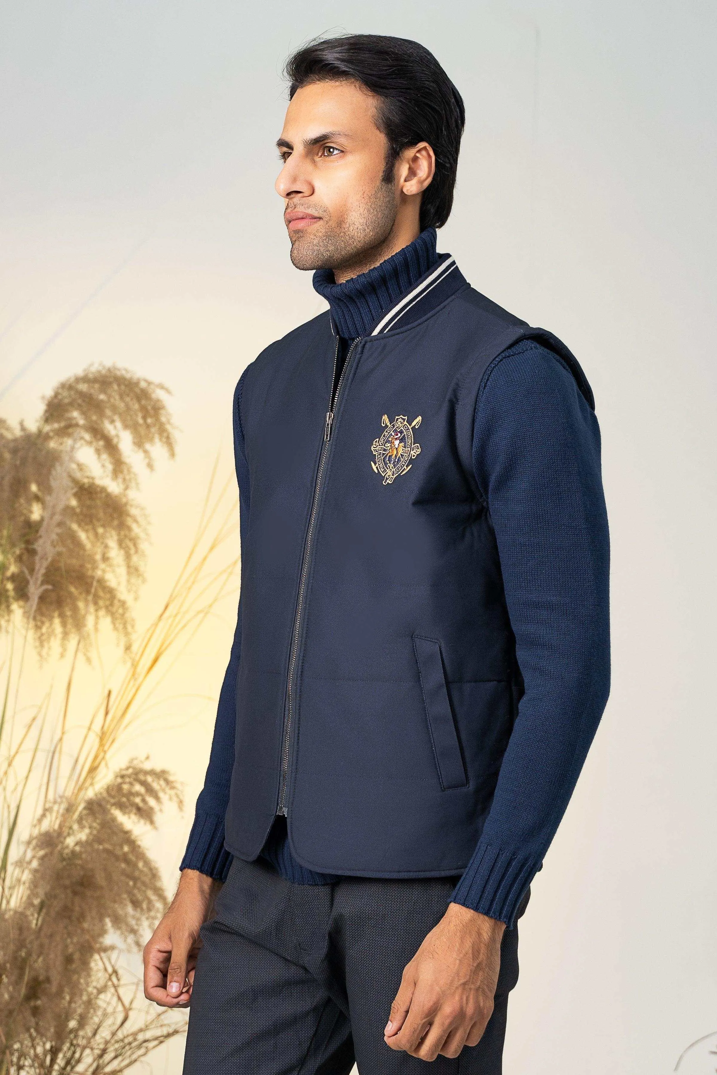 SLEEVELESS QUILTED JACKET NAVY